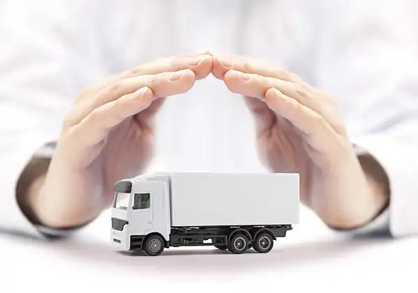 Günstige LKW-Versicherung