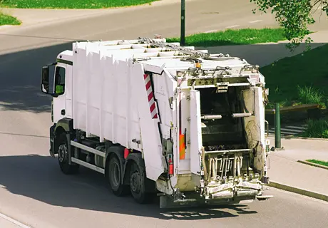 Müllwagen / Entsorgungsfahrzeug